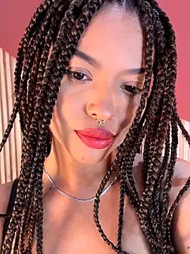 Nina_Kinky from StripChat is Freechat
