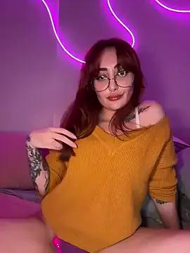 Nina_noire from StripChat