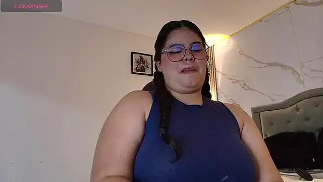 Nina_Rouge7 from StripChat is Freechat