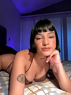 ninaa_sky from StripChat