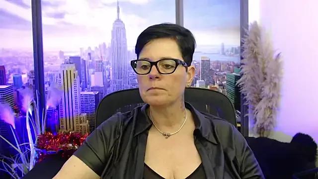 ninarandmann from StripChat