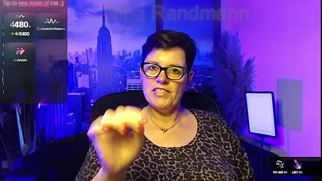 ninarandmann from StripChat