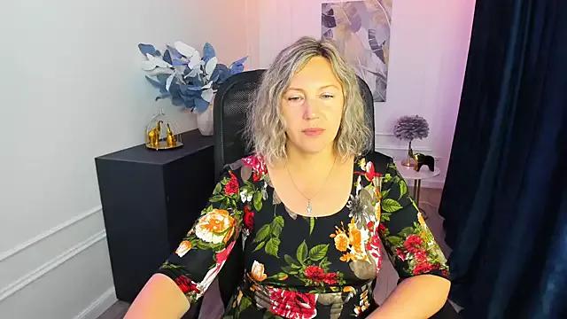 NinaStarle from StripChat