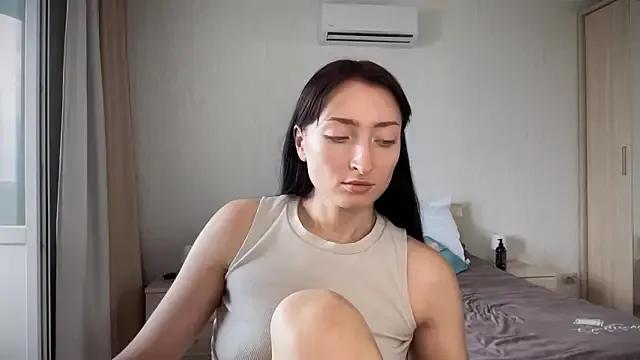 Explore our live girls sluts from our Custom and Multi clubs and checkout exclusive access to highly interactive content, such as shape, hair, titties, pussy type and many more.