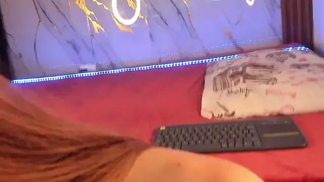 NinaVelasco from StripChat