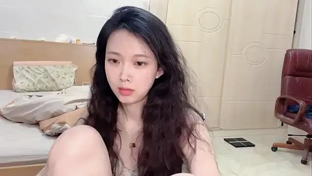 NiNi-baby520 from StripChat