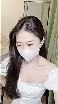 Ninii-b from StripChat