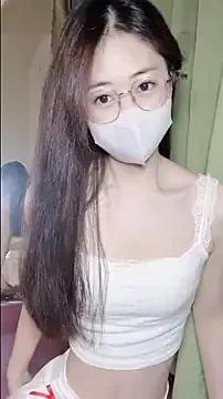 Ninii-b from StripChat