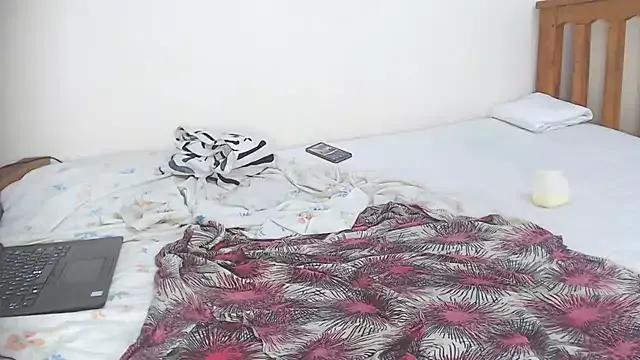 Ninna_bellah from StripChat is Freechat