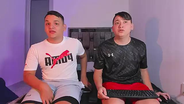 noah_aaron from StripChat is Freechat