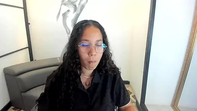 Noahsmitth_ from StripChat is Freechat