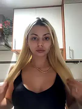 Noeliagglow webcams show profile image 