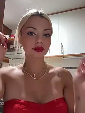 Explore our live girls sluts from our Custom and Multi clubs and checkout exclusive access to highly interactive content, such as shape, hair, titties, pussy type and many more.