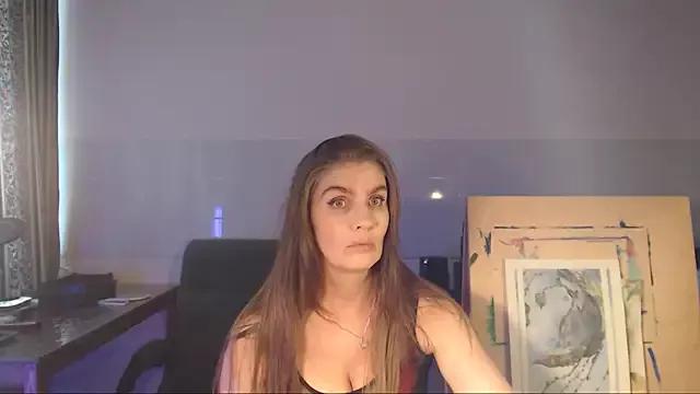 NoNudeElie from StripChat