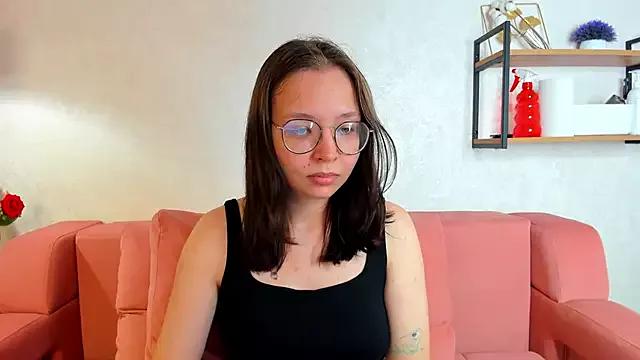 Explore our live girls sluts from our Custom and Multi clubs and checkout exclusive access to highly interactive content, such as shape, hair, titties, pussy type and many more.