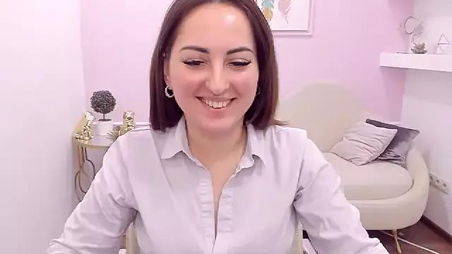 NoraSimons webcams show profile image 
