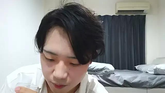 nunnun00 from StripChat