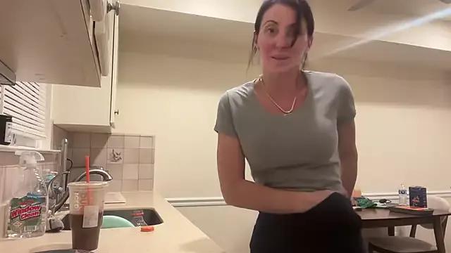 Explore our live girls sluts from our Custom and Multi clubs and checkout exclusive access to highly interactive content, such as shape, hair, titties, pussy type and many more.