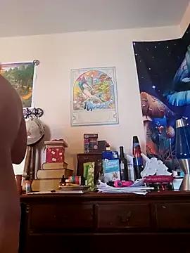nuttiebuddy1 from StripChat