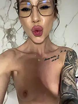 Explore our live girls sluts from our Custom and Multi clubs and checkout exclusive access to highly interactive content, such as shape, hair, titties, pussy type and many more.