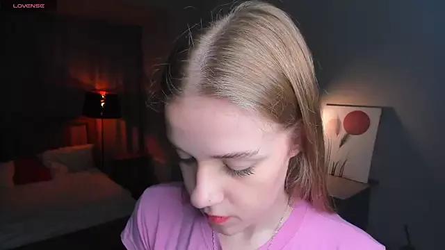 OdellaFrake from StripChat is Freechat