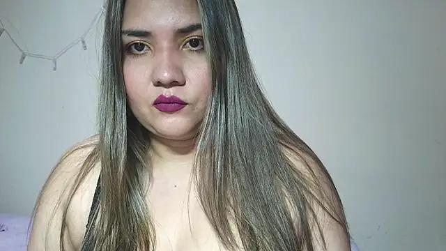 Explore our live girls sluts from our Custom and Multi clubs and checkout exclusive access to highly interactive content, such as shape, hair, titties, pussy type and many more.