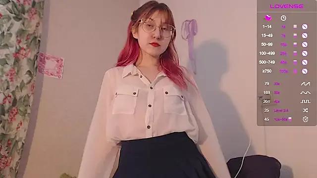 Explore our live girls sluts from our Custom and Multi clubs and checkout exclusive access to highly interactive content, such as shape, hair, titties, pussy type and many more.