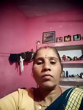 OliveGreen22 from StripChat is Freechat