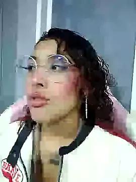 Olivejoness from StripChat is Freechat