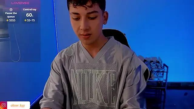 Oliver_kyy webcams show profile image 