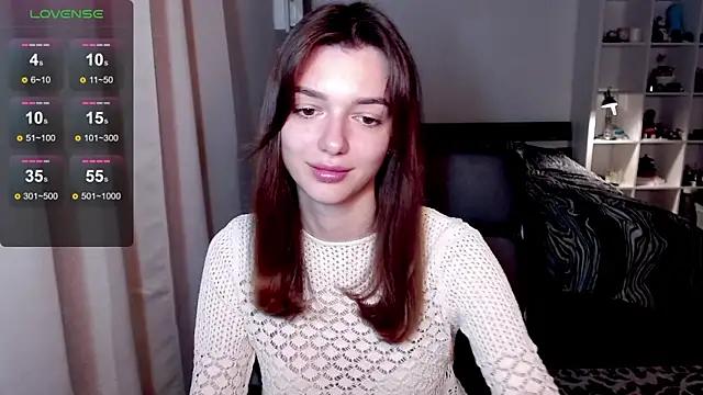 Explore our live girls sluts from our Custom and Multi clubs and checkout exclusive access to highly interactive content, such as shape, hair, titties, pussy type and many more.