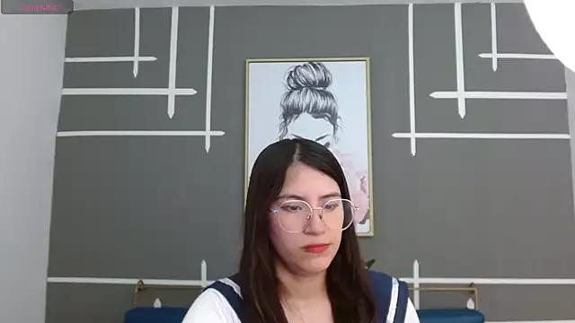 olivia_russo_ from StripChat is Freechat