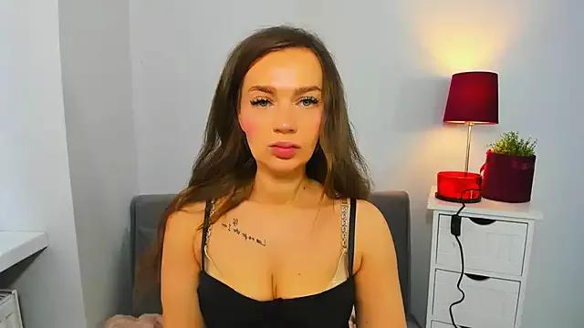 Explore our live girls sluts from our Custom and Multi clubs and checkout exclusive access to highly interactive content, such as shape, hair, titties, pussy type and many more.