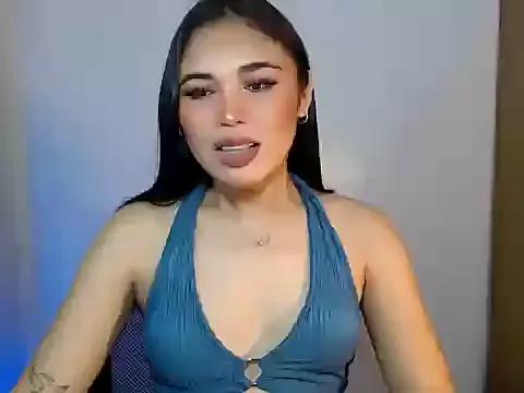 Explore our live girls sluts from our Custom and Multi clubs and checkout exclusive access to highly interactive content, such as shape, hair, titties, pussy type and many more.