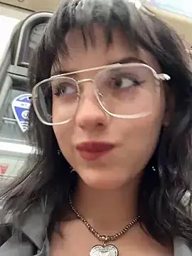 Explore our live girls sluts from our Custom and Multi clubs and checkout exclusive access to highly interactive content, such as shape, hair, titties, pussy type and many more.