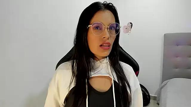 orianablake from StripChat is Freechat