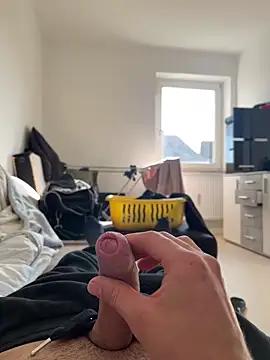 oroszlanw from StripChat