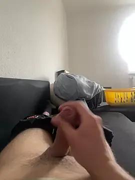 oroszlanw from StripChat