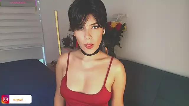 oxiris_1 from StripChat is Freechat