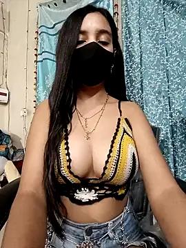 Explore our live girls sluts from our Custom and Multi clubs and checkout exclusive access to highly interactive content, such as shape, hair, titties, pussy type and many more.
