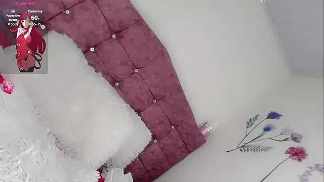 ParisKissLove webcams show profile image 