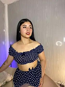 Explore our live girls sluts from our Custom and Multi clubs and checkout exclusive access to highly interactive content, such as shape, hair, titties, pussy type and many more.