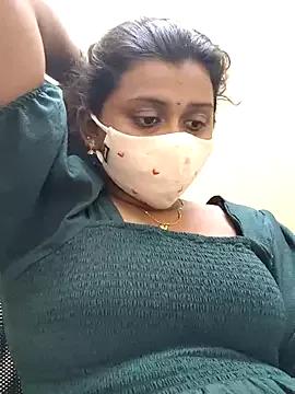 Pavani-Sexy from StripChat