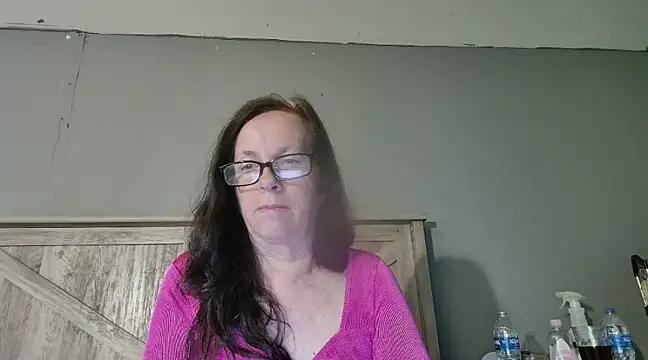 Explore our live girls sluts from our Custom and Multi clubs and checkout exclusive access to highly interactive content, such as shape, hair, titties, pussy type and many more.