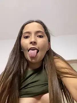 Penelope-Hot from StripChat