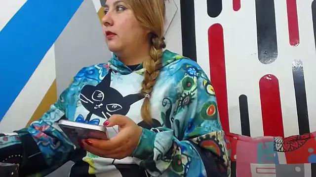 Penelope_Sweet2 from StripChat