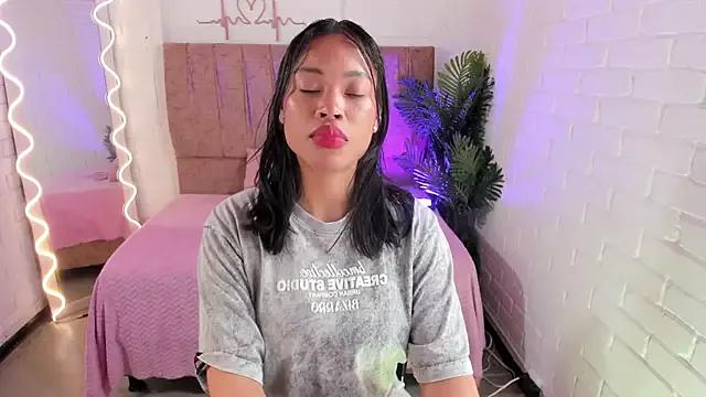 penelope_tay1 from StripChat
