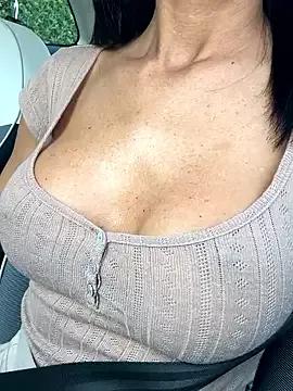 Penelopehot_83 from StripChat