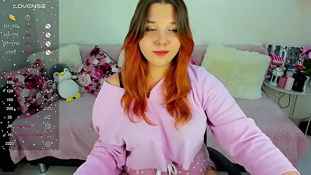 Explore our live girls sluts from our Custom and Multi clubs and checkout exclusive access to highly interactive content, such as shape, hair, titties, pussy type and many more.