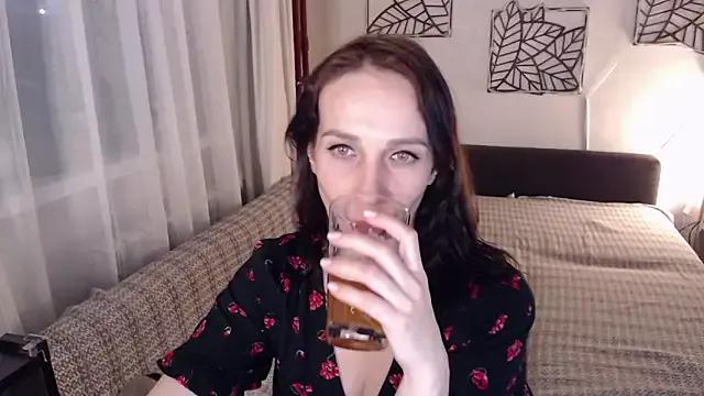 pepper_milf from StripChat